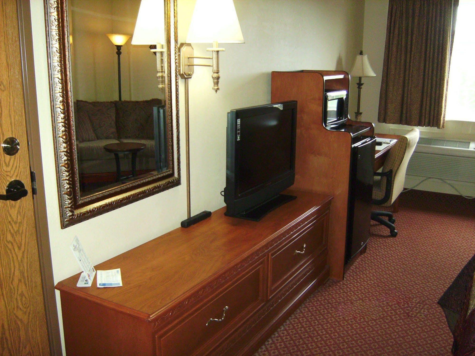 All American Inn & Suites Branson Extérieur photo